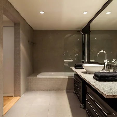 Apartment Modern Loft With Sunny 130sqm Terrace! *