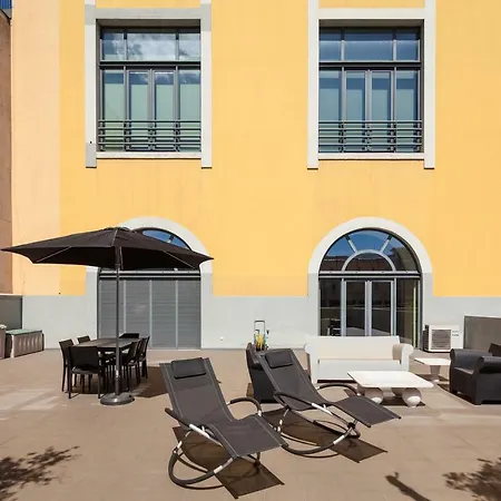Modern Loft With Sunny 130sqm Terrace!