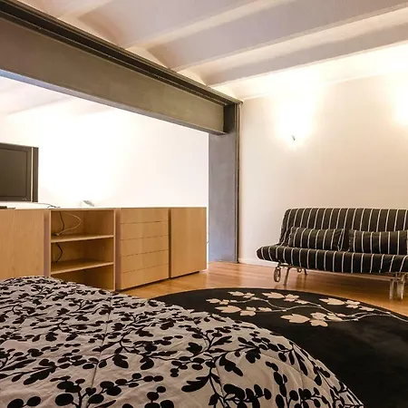 Modern Loft With Sunny 130sqm Terrace! Appartement